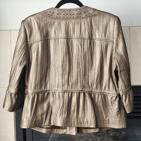 Peter Nygard Genuine Leather bell sleeves, Embroidered Women Jacket, Size 14 - Picture 2 of 13